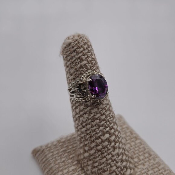 Size 5.25 Sterling Silver Fancy Purple Cubic Zirconia Petite Ring A3224 - Picture 3 of 9